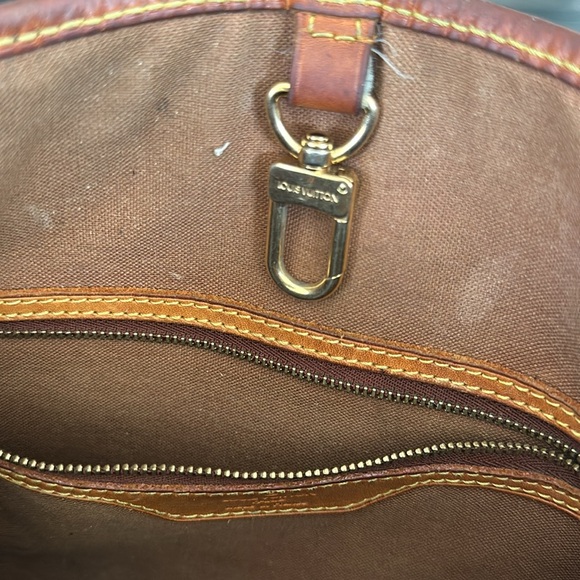 Louis Vuitton Batignolles Vintage LV Monogram Purse Authentic LV Batignolles - Picture 3 of 9